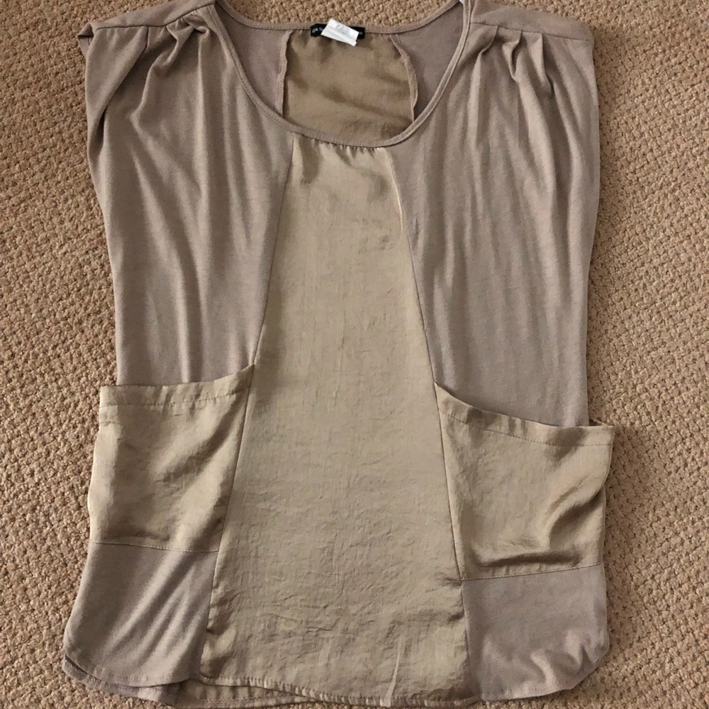 Beautiful Gold Top with Pockets